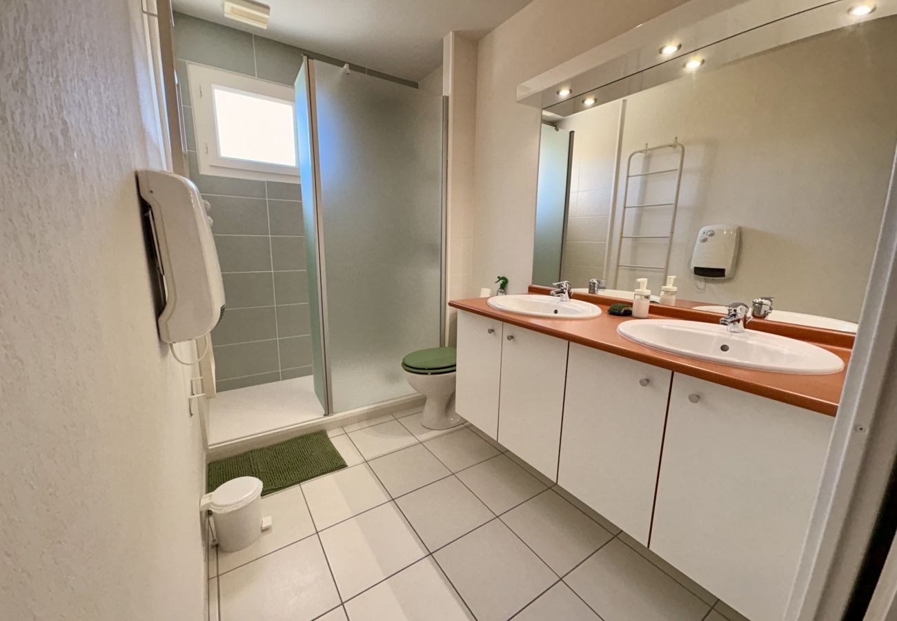 Apartment in Biscarrosse - 091 - 32 RESIDENCE LES DEMEURES D'HECTOR