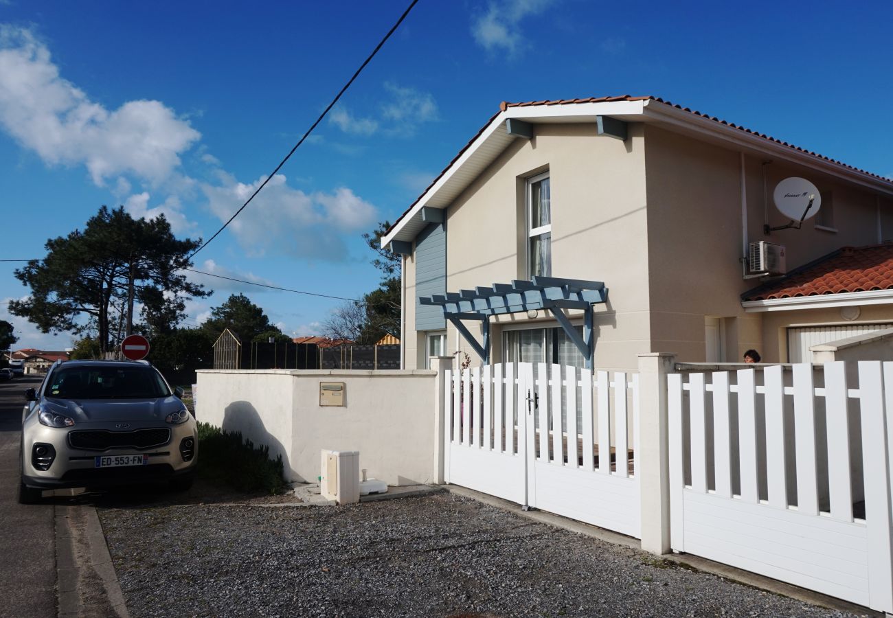 House in Biscarrosse - 095 - 251 RUE DES PINSONS