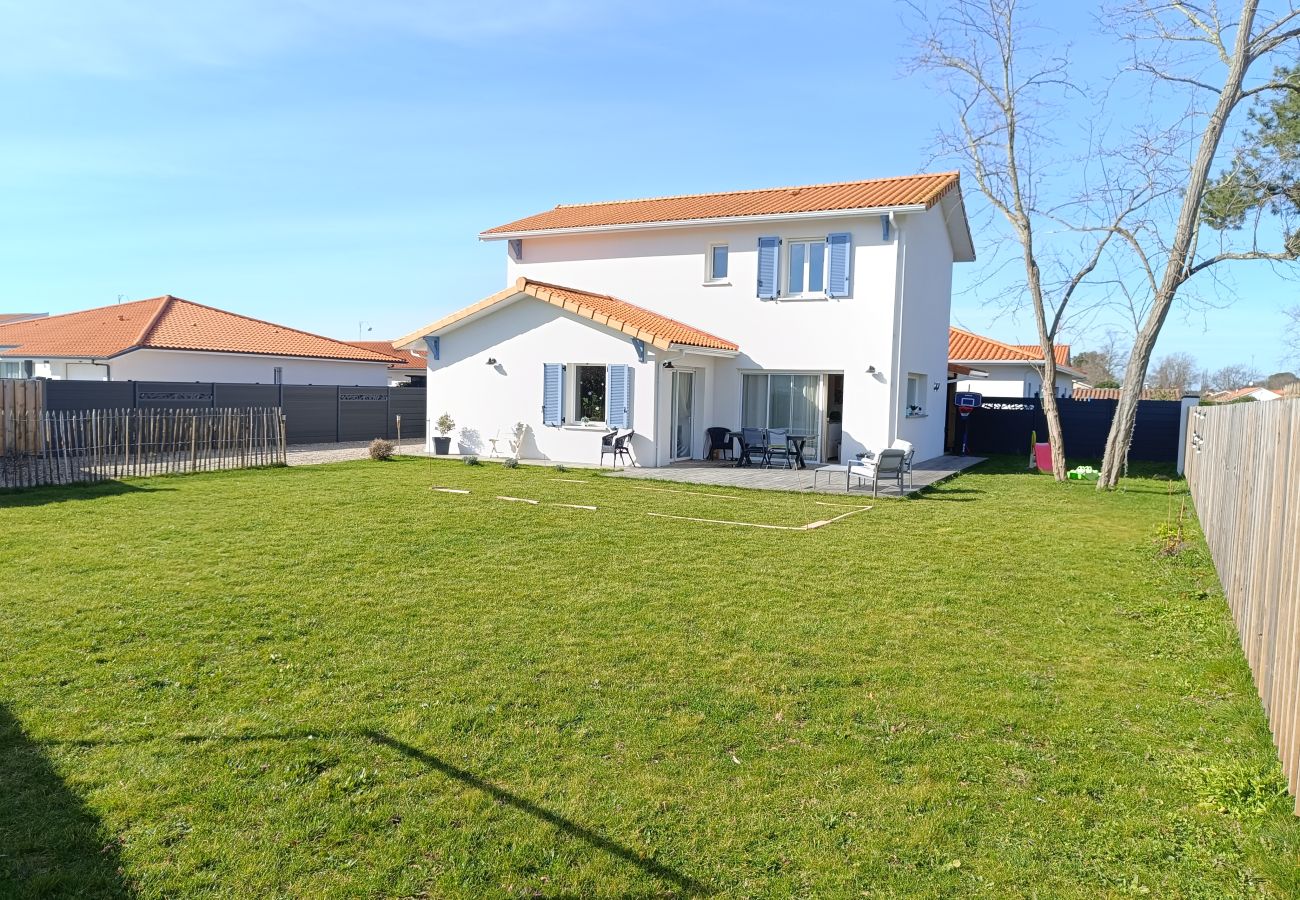 Villa in Biscarrosse - 223 - 65 RUE DE PIERRICQ