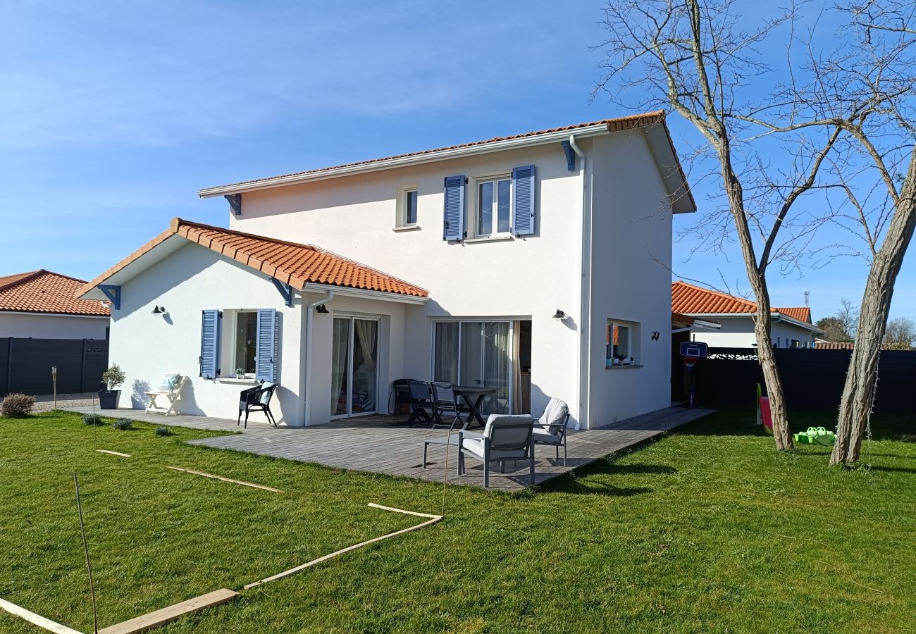 Villa in Biscarrosse - 223 - 65 RUE DE PIERRICQ