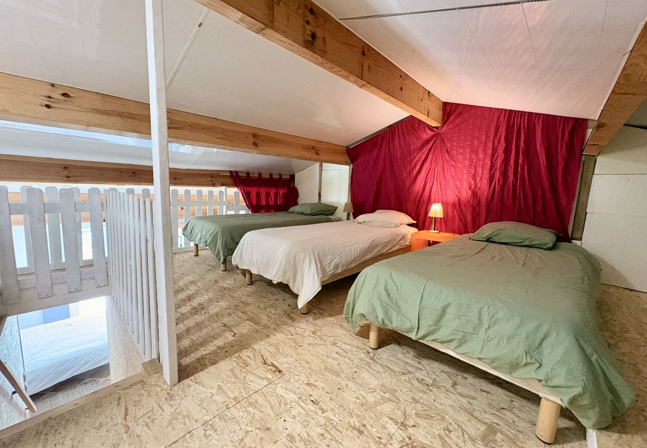 Villa in Biscarrosse - 241 - 33 RUE DES CHEVREUILS