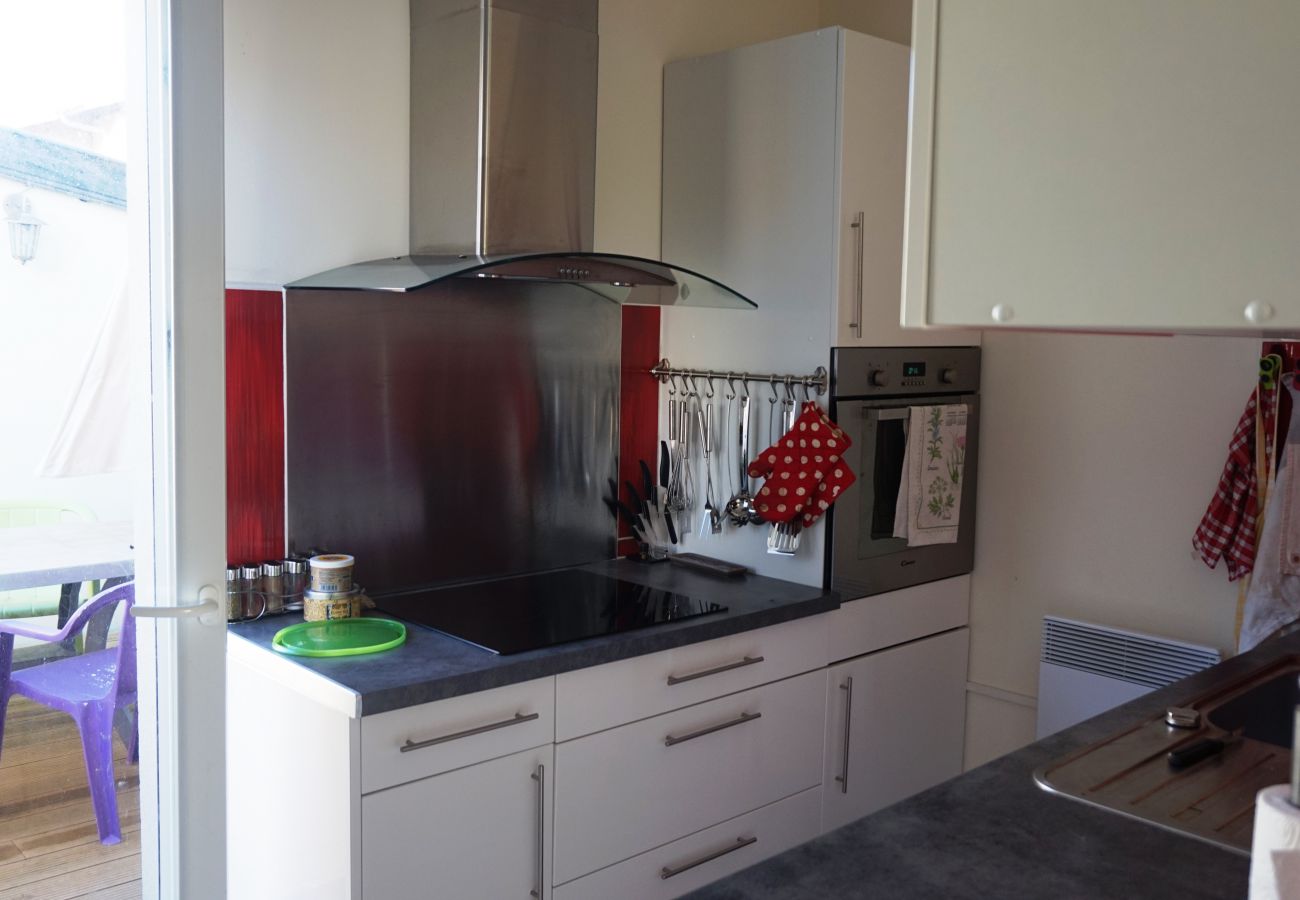 Ferienhaus in Biscarrosse - 095 - 251 RUE DES PINSONS