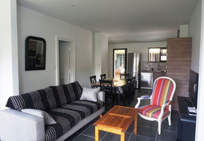 Ferienhaus in Biscarrosse - 093 - 29 RUE DES ECUMES