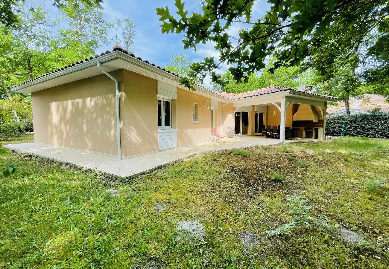 Villa in Biscarrosse - 186 - 382 AVENUE D'AQUITAINE LE GOLF