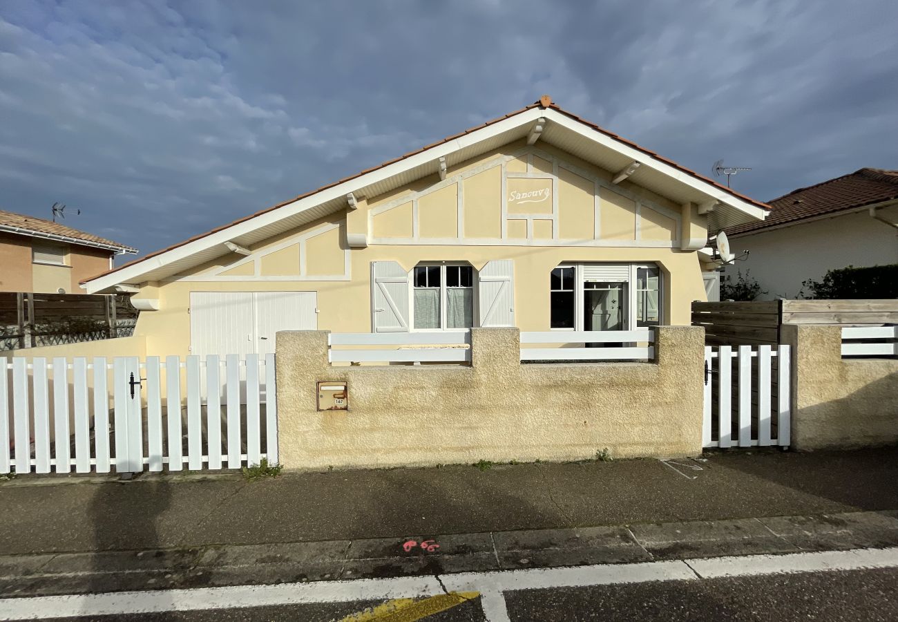 Ferienhaus in Biscarrosse - 192 - 167 RUE DES ECHASSIERS