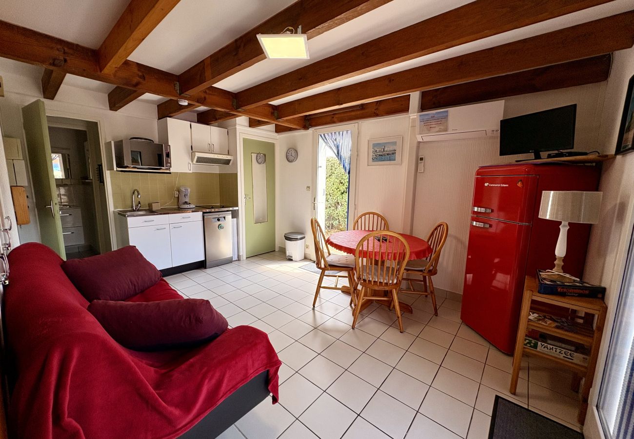 Ferienwohnung in Biscarrosse - 202 - 20 RESIDENCE LES COTTAGES 2