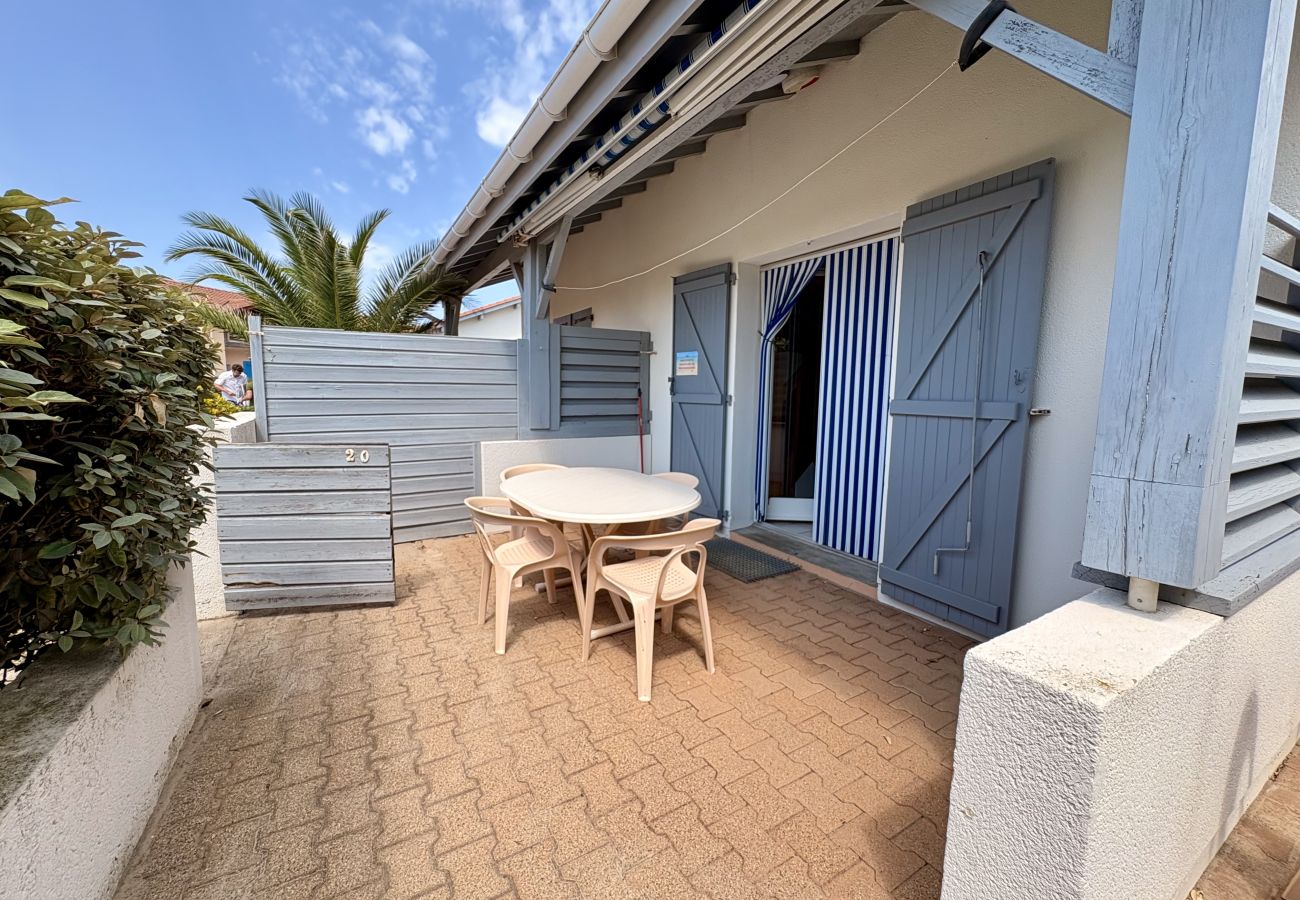 Ferienwohnung in Biscarrosse - 202 - 20 RESIDENCE LES COTTAGES 2