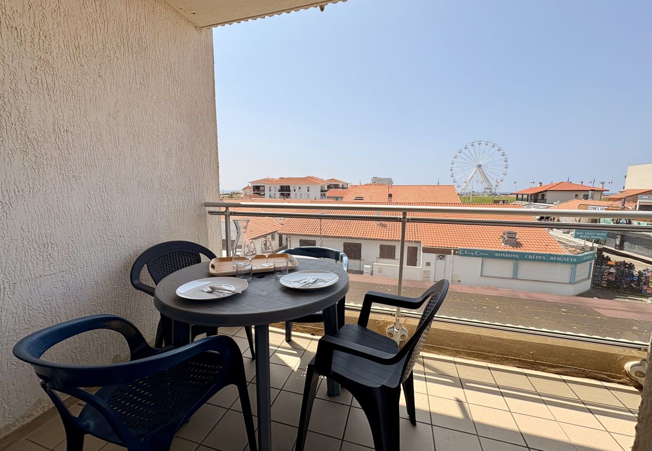 Ferienwohnung in Biscarrosse - 233 - 15 RESIDENCE YEBIRRA