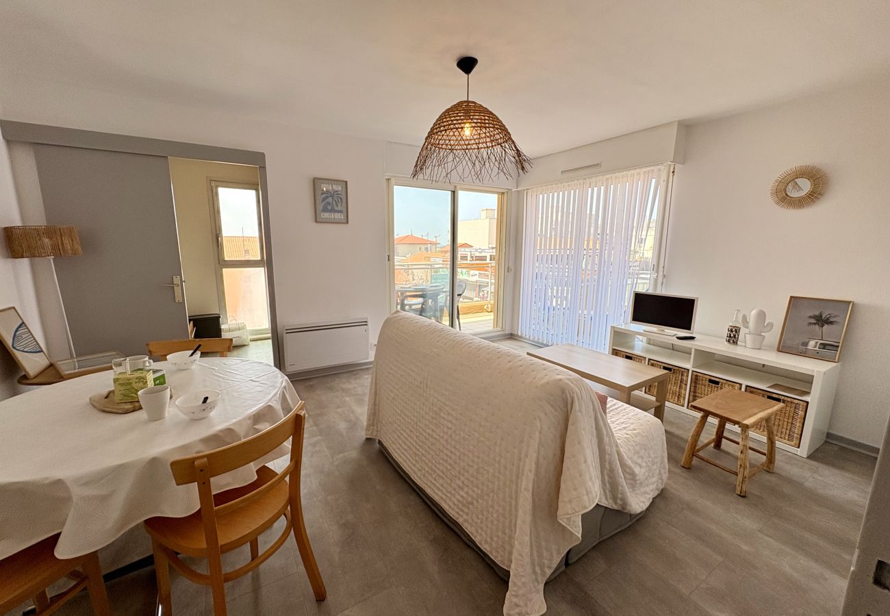 Ferienwohnung in Biscarrosse - 233 - 15 RESIDENCE YEBIRRA
