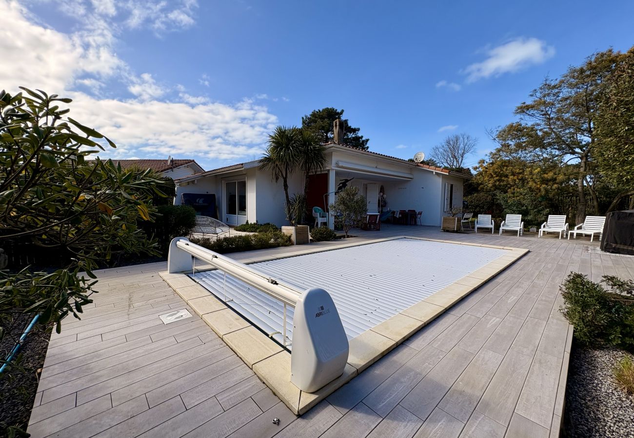 Villa in Biscarrosse - 237 - 176 RUE DU GENERAL LECLERC
